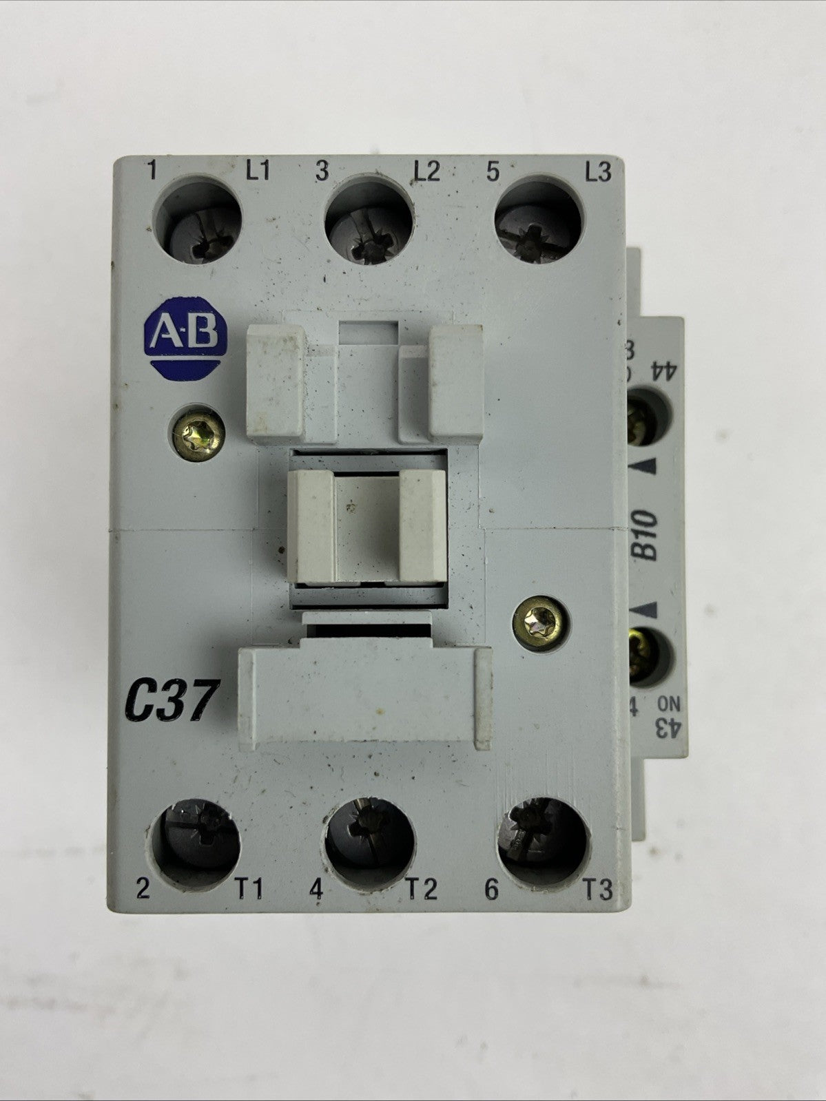 ALLEN BRADLEY 100-C37KP10 CONTACTOR 100-C37*00 SER B 600VAC 50AMP 30HP 3PH