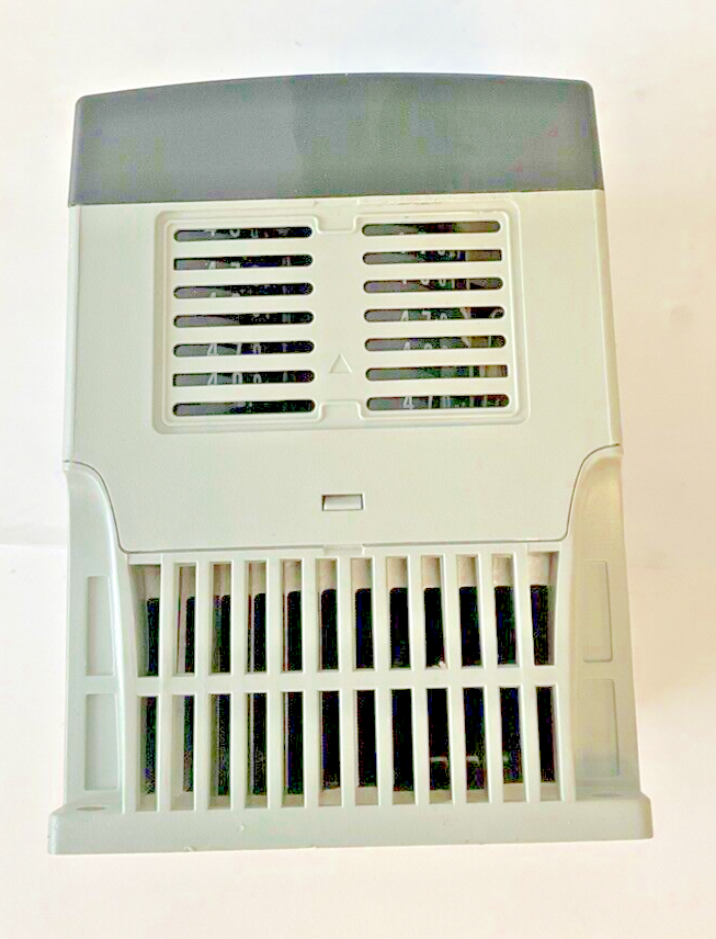 ALLEN BRADLEY 22B-D4P0N104 AC DRIVE SER.A 1.5KW 2.0HP 3PH 480VAC 63HZ 5.7AMPS