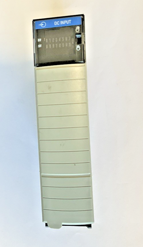 ALLEN BRADLEY 1756-IB16I INPUIT MODULE FW:3.004 SER.A 24VDC