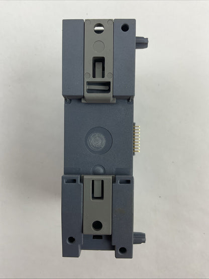 SIEMENS 1P 6ES7 241-1AH32-0XB0 SIMATIC S7-1200 CM 1241 RS232 COMMUNICATION MODUL