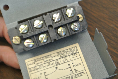 SQUARE D / 9999 R42 / ELECTRICAL INTERLOCK / DPDT / 0-600V / NEW SURPLUS