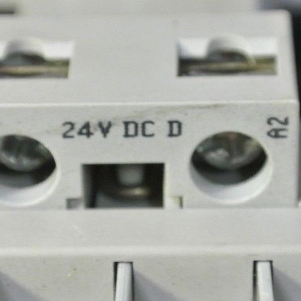 ALLEN-BRADLEY 100-C09D*10 CONTACTOR Ser. A - 24VDC COIL