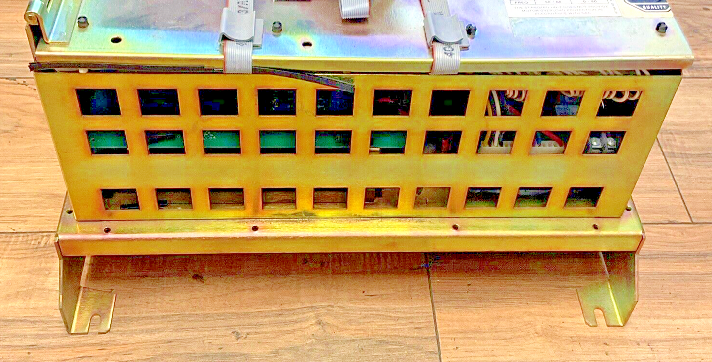ALLEN-BRADLEY 1334-DOB-K7-G4 ADJUSTABLE FREQUENCY DRIVE 460V 3PH 11.3A