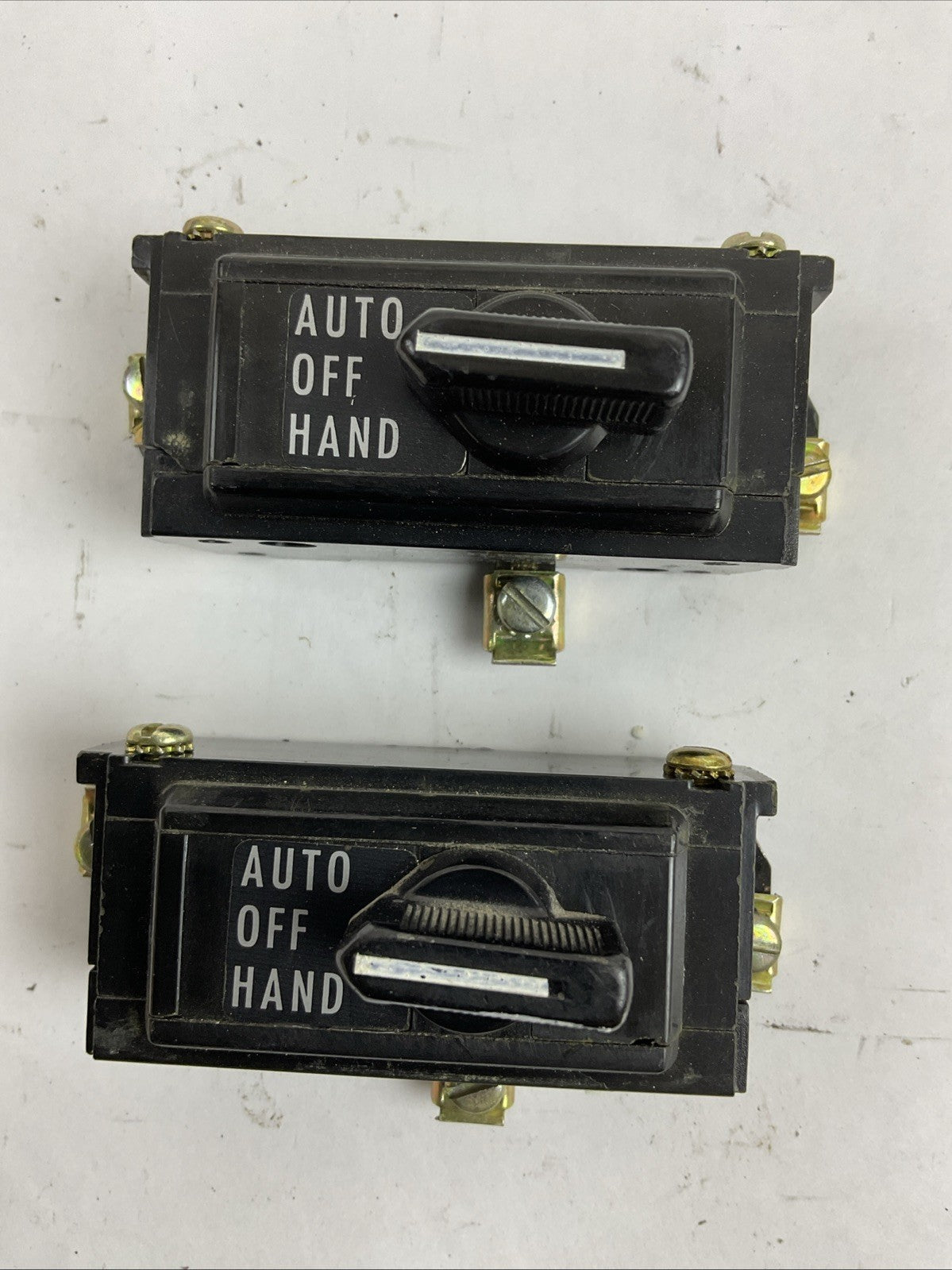 SQUARE D 9999 SC-2 SELECTOR SWITCH AUTO OFF HAND (LOT OF 2)