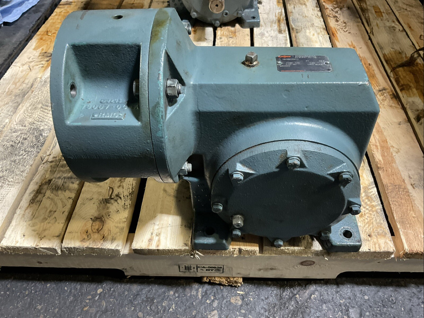 DODGE 180WM28A13 GEAR REDUCER RATIO 12.7 INPUT RPM 1750 OUTPUT RPM 138 INPUT 5HP