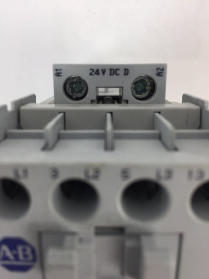 ALLEN BRADLEY 100-C09D*10 CONTACTOR 600VAC 25A COIL 24VDC