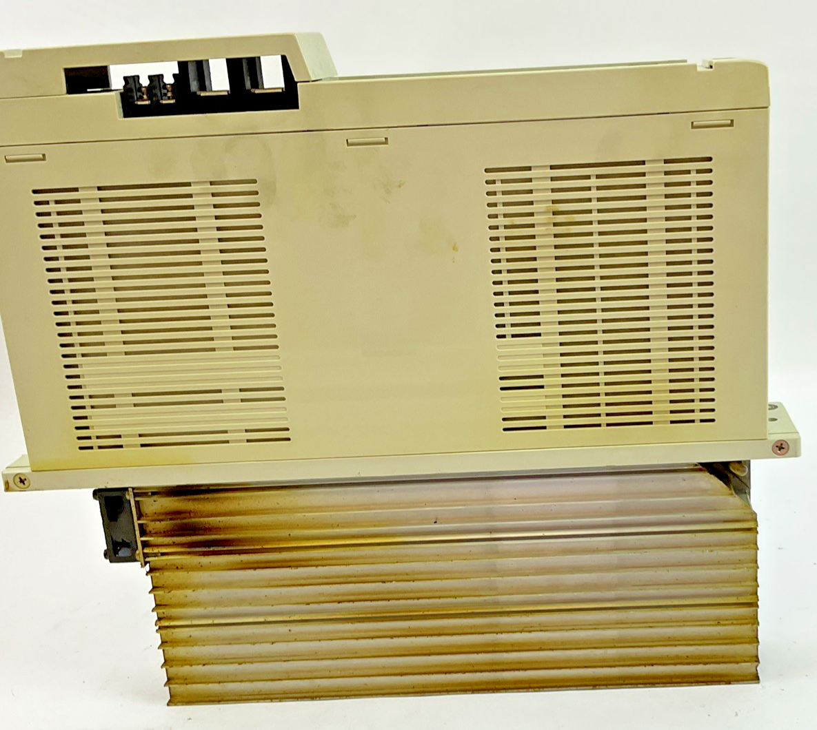 MITSUBISHI MDS-CH-V1-10 SERVO DRIVE UNIT 1KW 648V H/W VER.A 240HZ