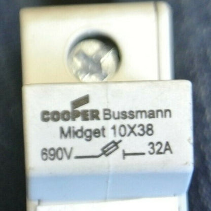 BUSSMANN CHM SERIES FUSE HOLDER / 600V, 30A, 50/60Hz w/o fuses ***LOTOF7***