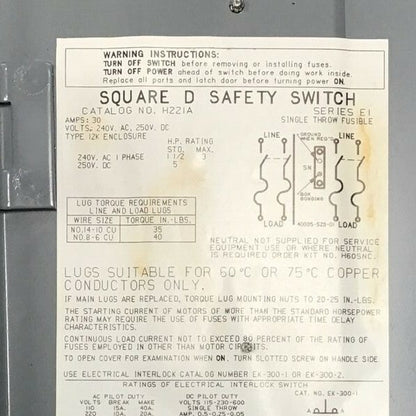 SQUARE D H221A SER.E1 SAFETY SWITCH 30A 240VAC 250VDC  FUSIBLE TYPE 12K