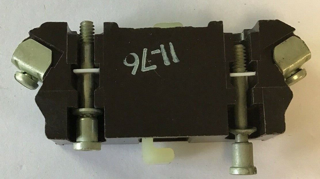 CUTLER HAMMER C320KAI AUXILIARY CONTACTS ***LOTOF2***