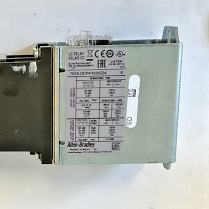 ALLEN BRADLEY 700S-DCPK1020Z24 SAFETY RELAY SER.E 600VAC