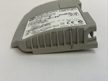 ALLEN BRADLEY COMPACT I/O 1769-ECR SER A F/W REV N/A RIGHT END CAP/TERMINATOR