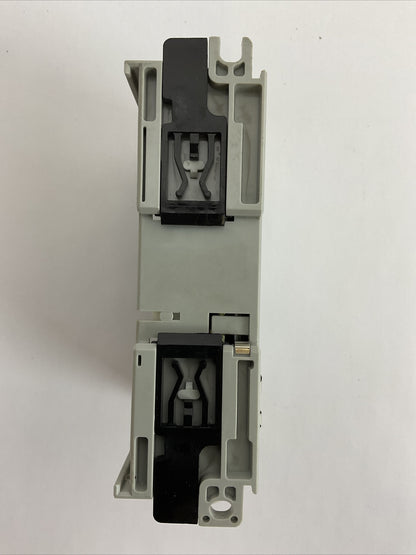 ALLEN BRADLEY 1769-OB16 SER B F/W REV 3.1 DIR/VER 95320752/02 16PT 20.4-26.4VDC