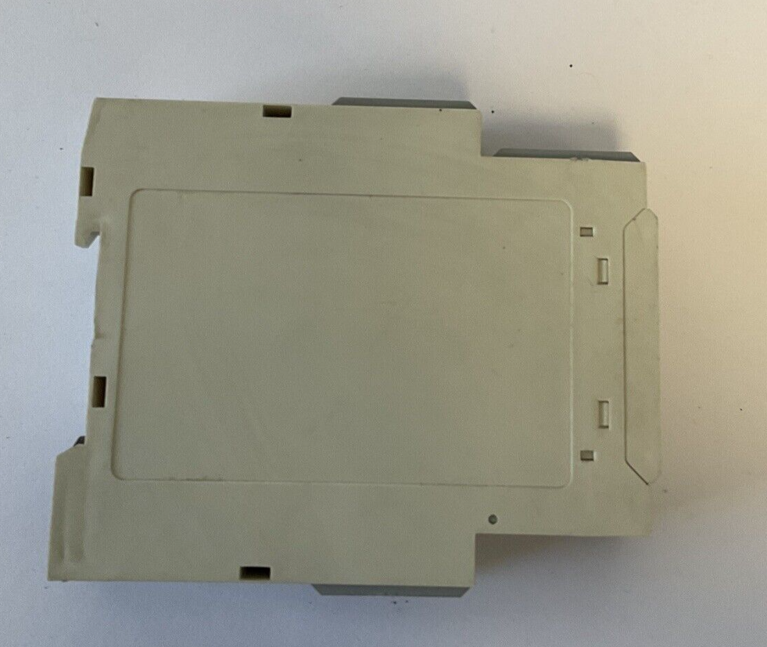 CARLO GAVAZZI DIB02CB23150MV CURRENT LEVEL RELAY 115/230VAC 50/60HZ 3VA