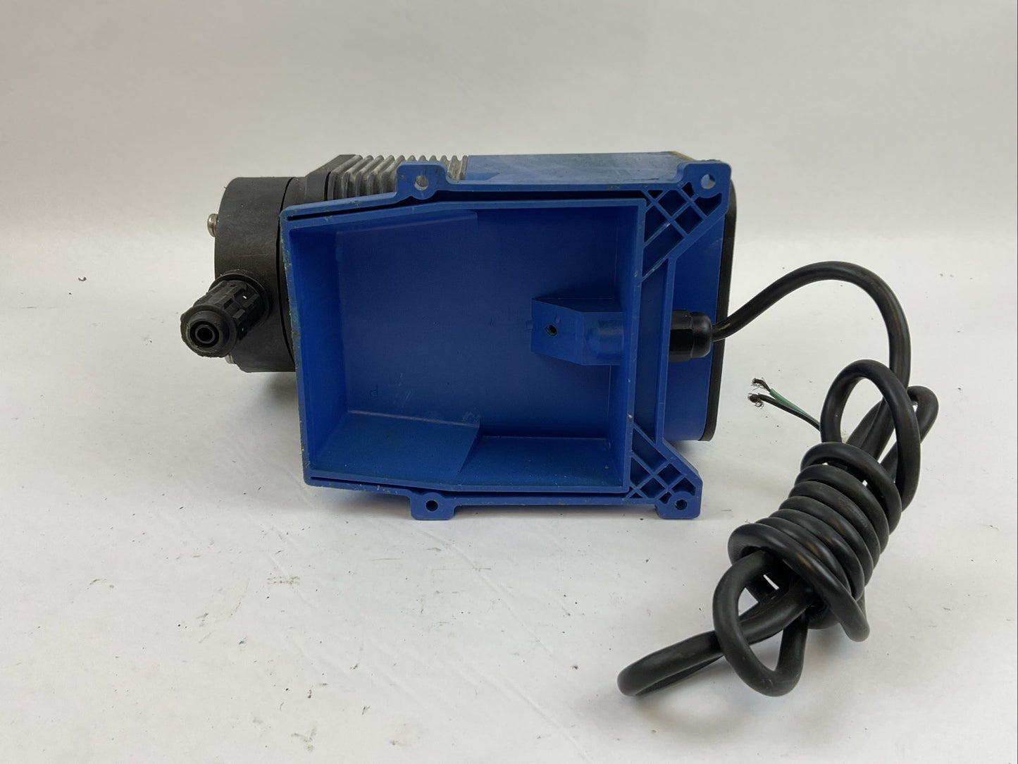 PULSATRON LPH7MA-KTC3-XXX ELECTRONIC METERING PUMP 115V 1A 1PH 35PSI 2.4BAR