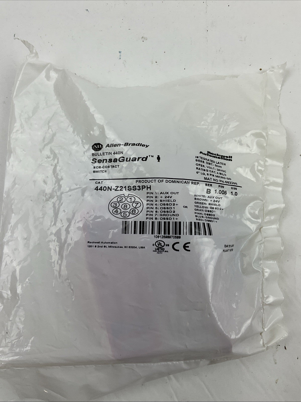 ALLEN BRADLEY 440N-Z21SS3PH SENSAGUARD NON-CONTACT SWITCH SER B F/W 1.005 H/W 1.