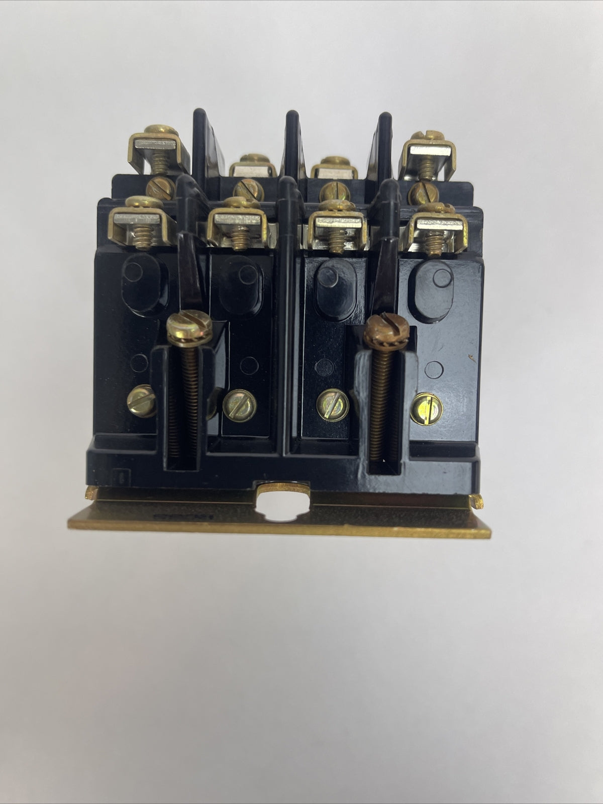 ALLEN BRADLEY 700-BR220A1 CONTROL RELAY SER A 120-600VAC 4POLE COIL 120V 60CY