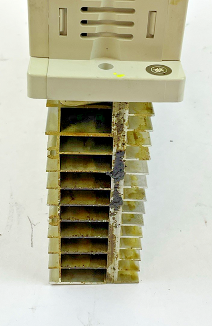 MITSUBISHI MDS-CH-V1-05 SERVO DRIVE UNIT 0.5KW 648V H/W VER.E 240HZ
