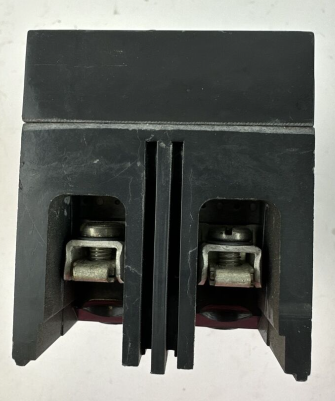 GE TEB122030 CIRCUIT BREAKER 250VDC 240VAC 30A 2POLE