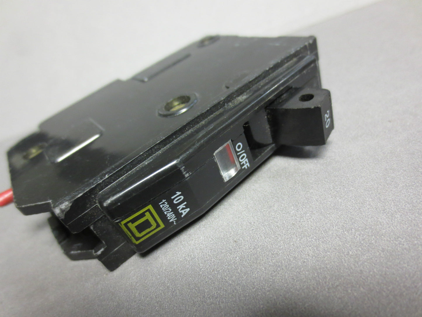 SQUARE D QOB120 CIRCUIT BREAKER 20A 120/240 VAC - SINGLE-POLE - LOT of 5