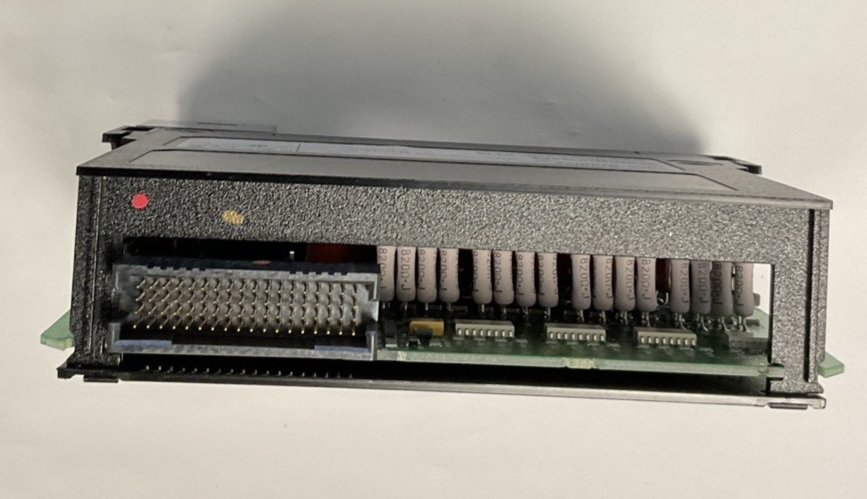 ALLEN BRADLEY 1756-IA16 CONTROLLOGIX 16 POINT D/I MOD. SER.A 24VDC W/O TERMINALS