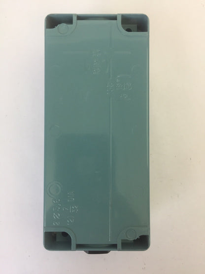 TELEMECANIQUE XAP M 3204 STOP/CLOSE/OPEN PUSH BUTTON ENCLOSURE WITH LOCK