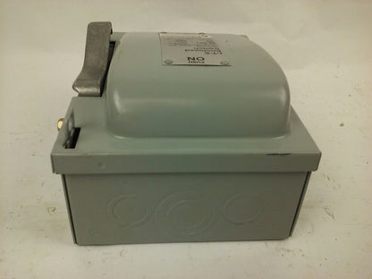 SIEMENS I-T-E NF351 H.D. ENCLOSED SWITCH, 30A, 3PH, 600V, TYPE 1 INDOOR, NEW