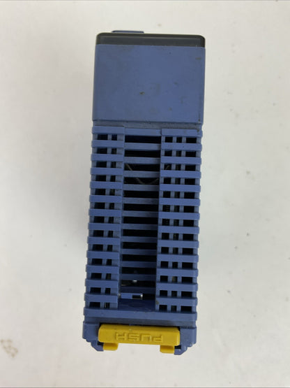 YOKOGAWA F3AD08-1N A/D CONVERTER MODULE MISSING PLASTIC DOOR COVER