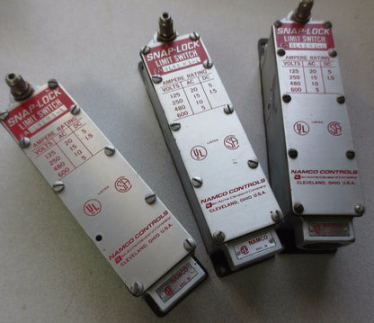 NAMCO SL4CM1-L SNAP-LOCK SNAP SWITCH - LOT of 3 - EASL4CM1-L