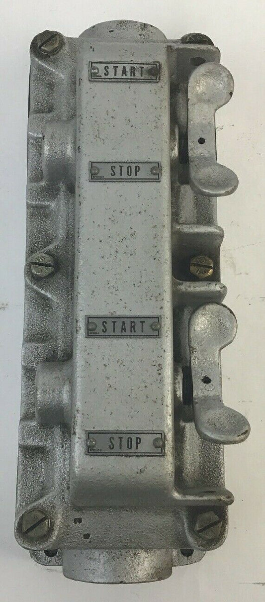 WESTINGHOUSE TYPE HDW PUSHBUTTON STATION 43 E 1308  600VOLTS