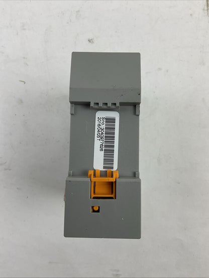 PHOENIX CONTACT UNO-PS/1AC/24DC/60W OUTPUT 24VDC INPUT 100-240VAC POWER SUPPLY