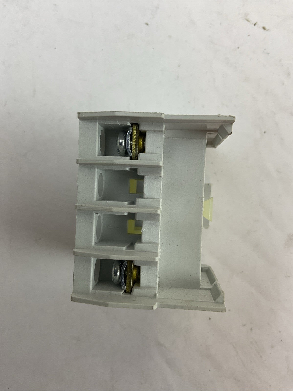 EATON C320KGT4 SER A2 FREEDOM SERIES TOP MTD AUXILIARY CONTACT 2N.O.
