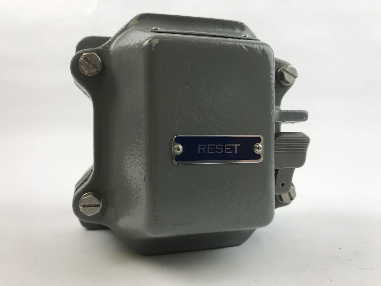 Square D Company 9001 GW-104 Control Station Heavy Duty 600 V AC DC Max