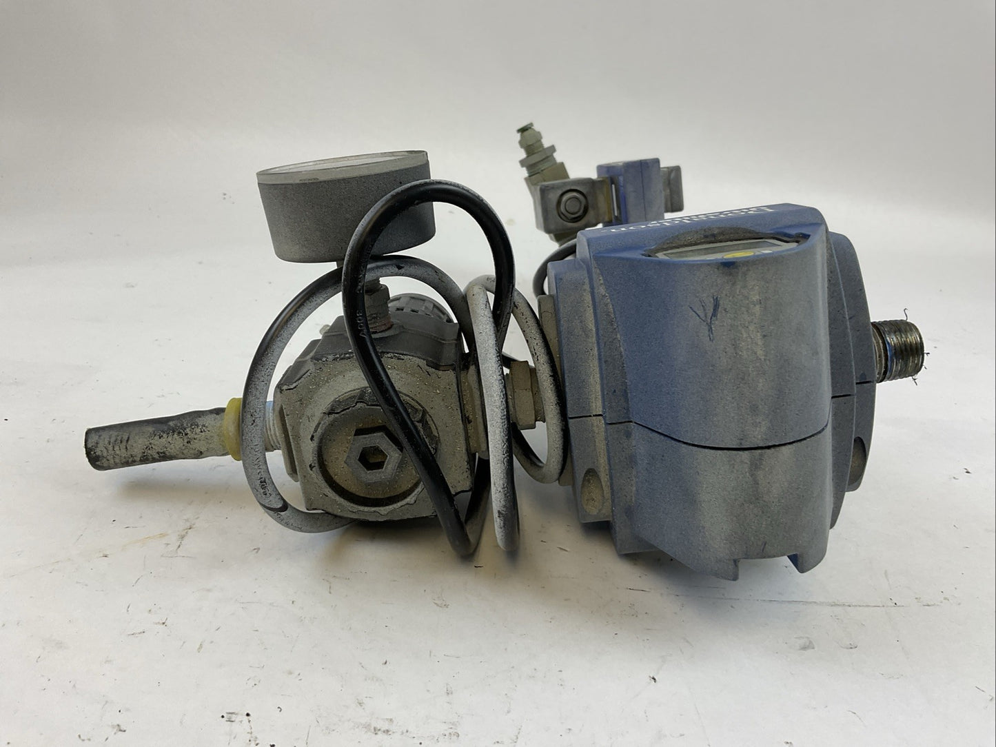 DONALDSON ULTRAFILTER P0120 DF-0120N-ZU 250PSI R-130-15 REV A 120/240VAC