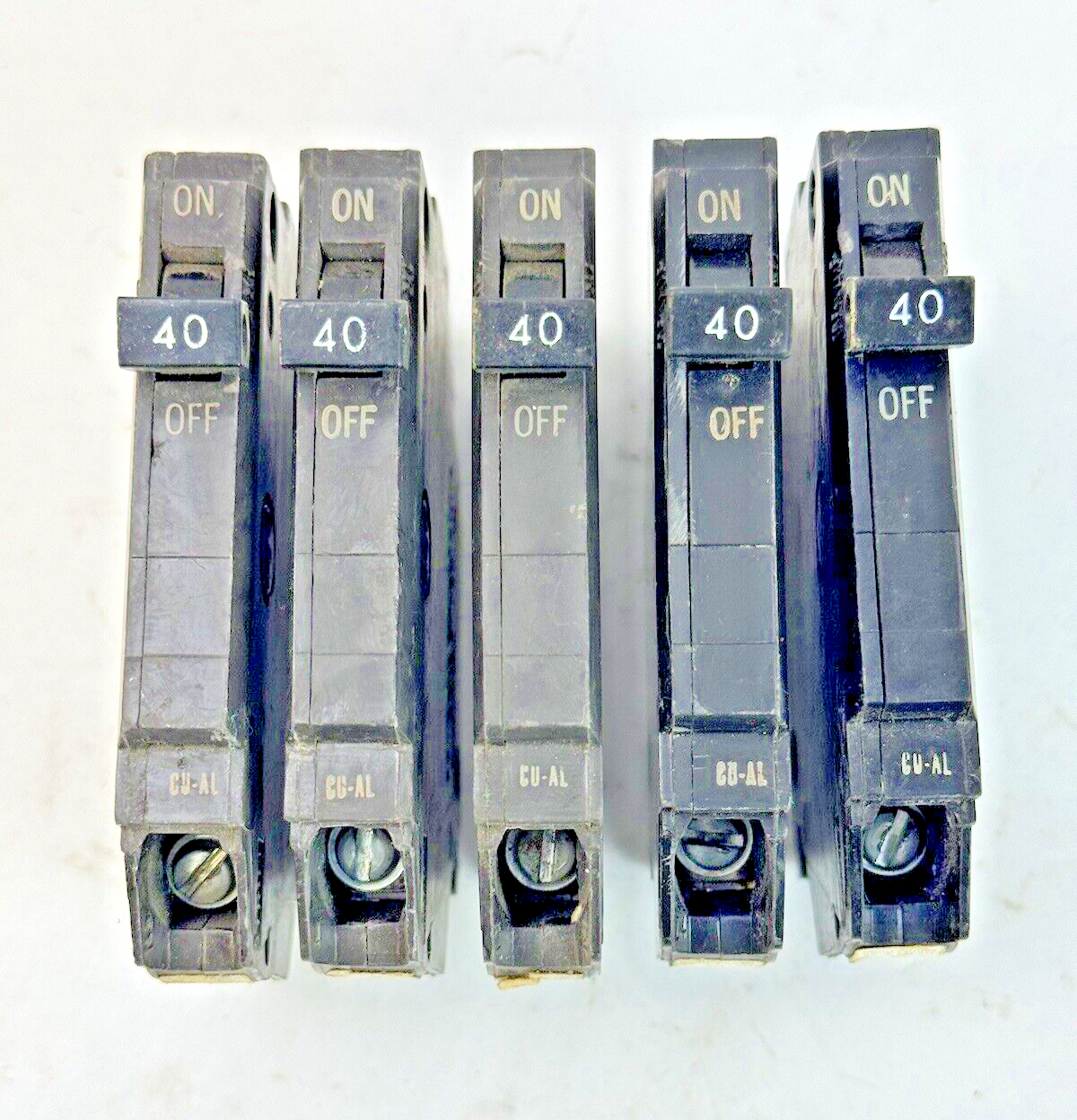 GE **LOT OF 5** - TQP140 - CIRCUIT BREAKERS - 1 POLE, 40 A, 240 VAC, TYPE TQP