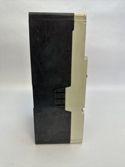 WESTINGHOUSE KD3400FS VISABREAKER 400A 600VAC/CA 3P 8985A38G12 KT3300T 300A TRIP