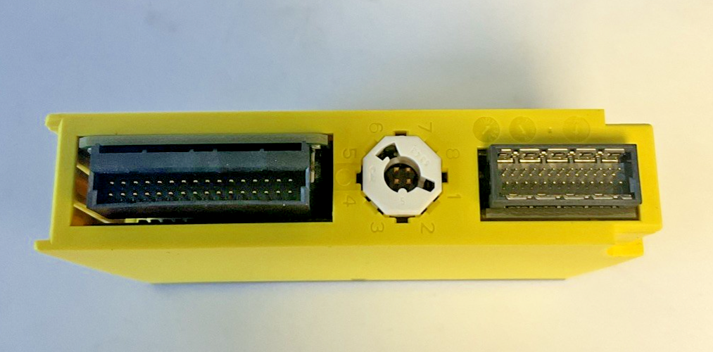 SIEMENS 6ES7 136-6BA00-0CA0 DIGITAL INPUT MODULE 900MA 24VDC 8CH.