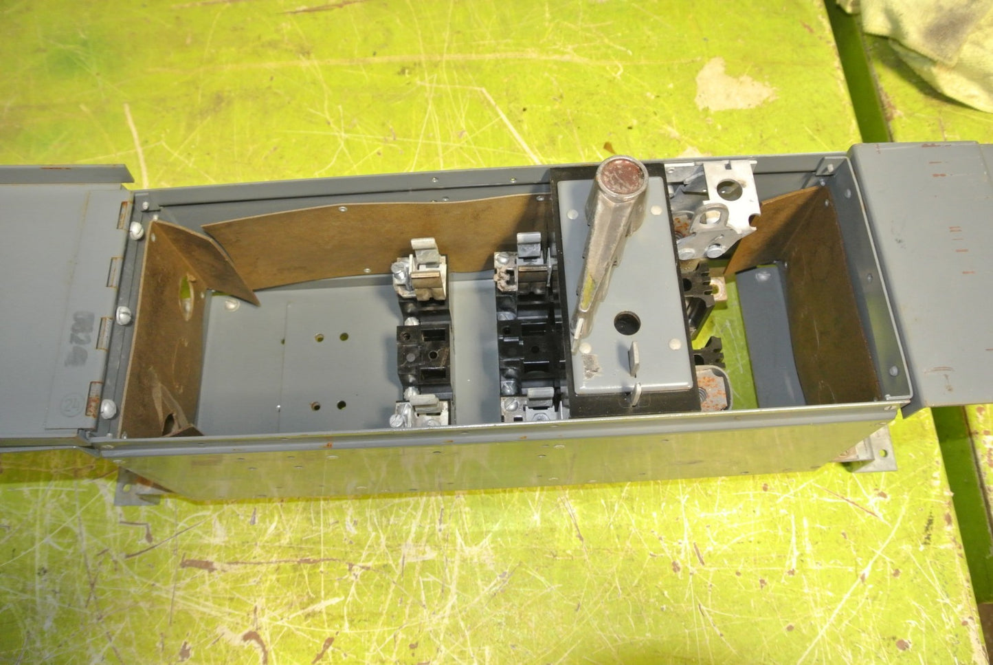 FEDERAL PACIFIC QMQB-6022  TWIN PANELBOARD SWITCH - 240VAC, 60A, 2-POLE, 3HP