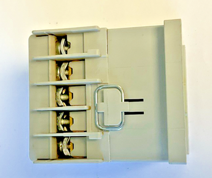ALLEN BRADLEY  700-K31Z-* CONTROL RELAY SER.B ***LOTOF2***