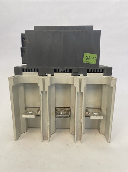 ABB AF400-30 CONTACTOR 600VAC 400HP 3PH 3POLE 550A COIL 100-250VDC 50-60hz