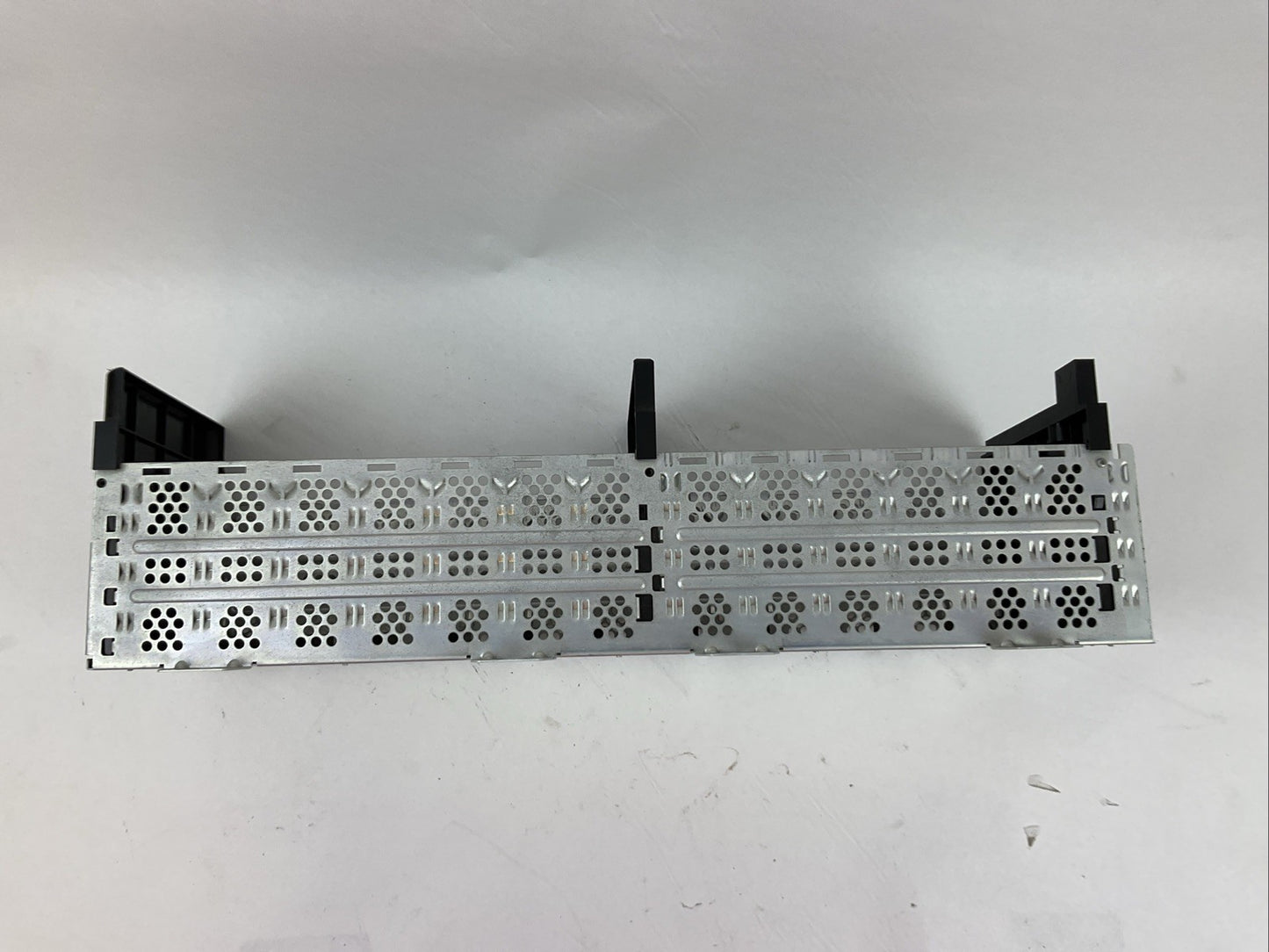 ALLEN BRADLEY 1756-A13 13-SLOT RACK CAT REV L01 SER B