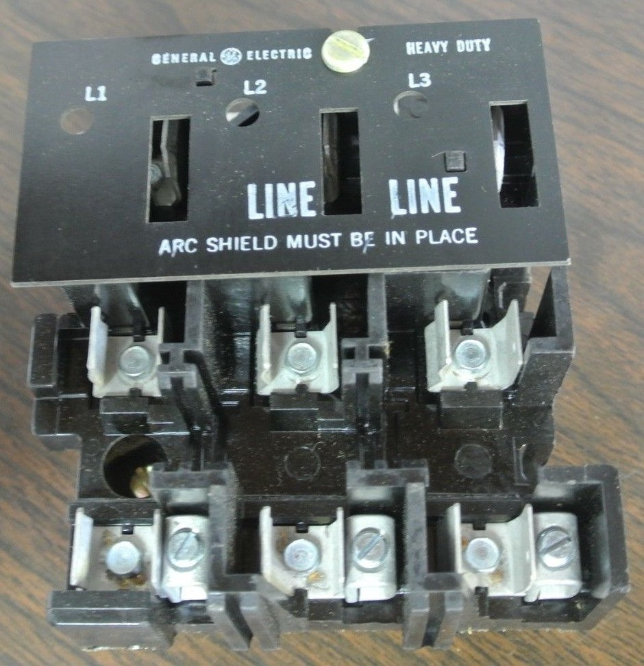 GE TRK12 / TKL1093 - LOAD BASE - 240V, 30A, 3-POLE - NEW SURPLUS