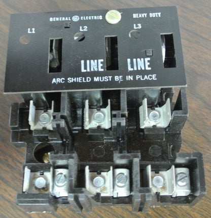 GE TRK12 / TKL1093 - LOAD BASE - 240V, 30A, 3-POLE - NEW SURPLUS