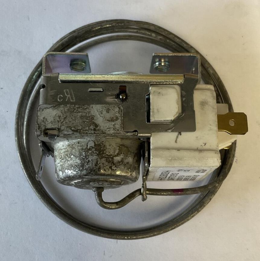 UNITED TECHNOLOGIES HH 22JB 026 TEMP ACT SWITCH 120/240V 20FLA