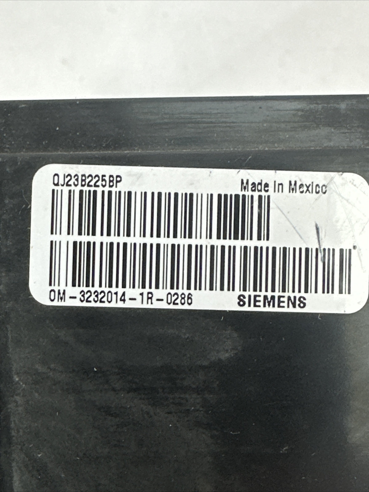 SIEMENS QJ23B225BP CIRCUIT BREAKER 240VAC 225AMP 3POLE HACR TYPE QJ23B225