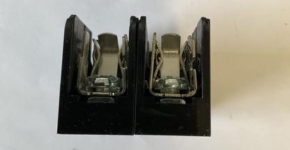 LITTLEFUSE L60030C-2SQ FUSE HOLDER 600V 30A ***LOTOF3***