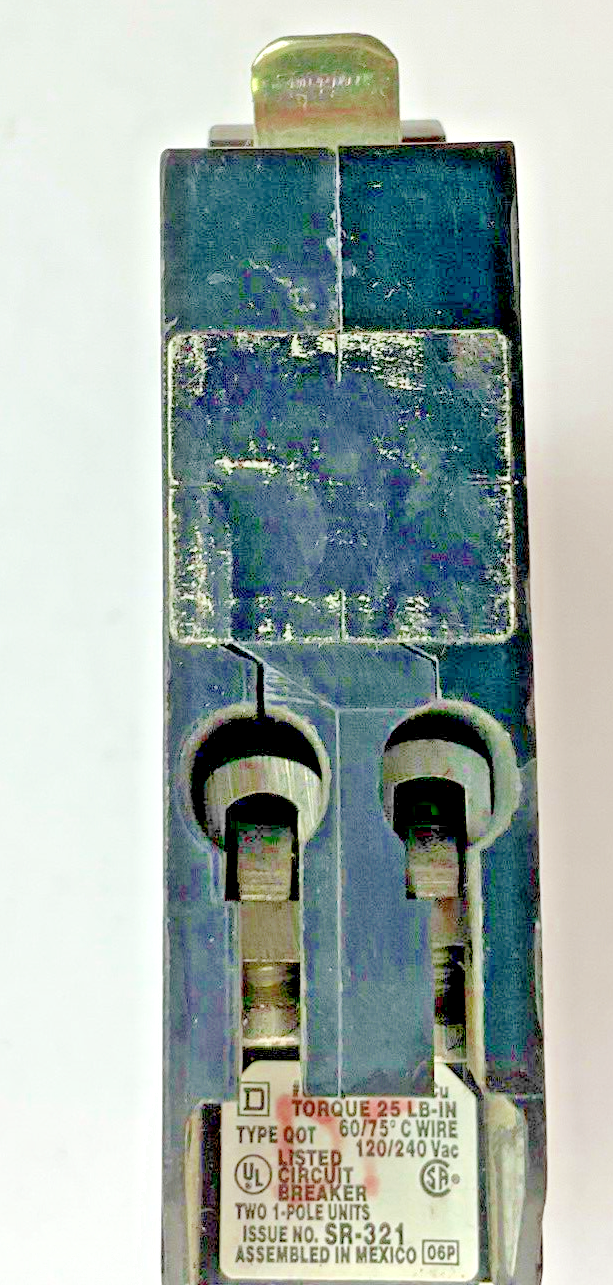 SQUARE D GOT1520 CIRCUIT BREAKER 15A/20A TYPE GOT 120/240VAC***LOTOF4***