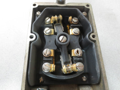 NAMCO EA180-22302 SNAP-LOCK LIMIT SWITCH - EA18022302