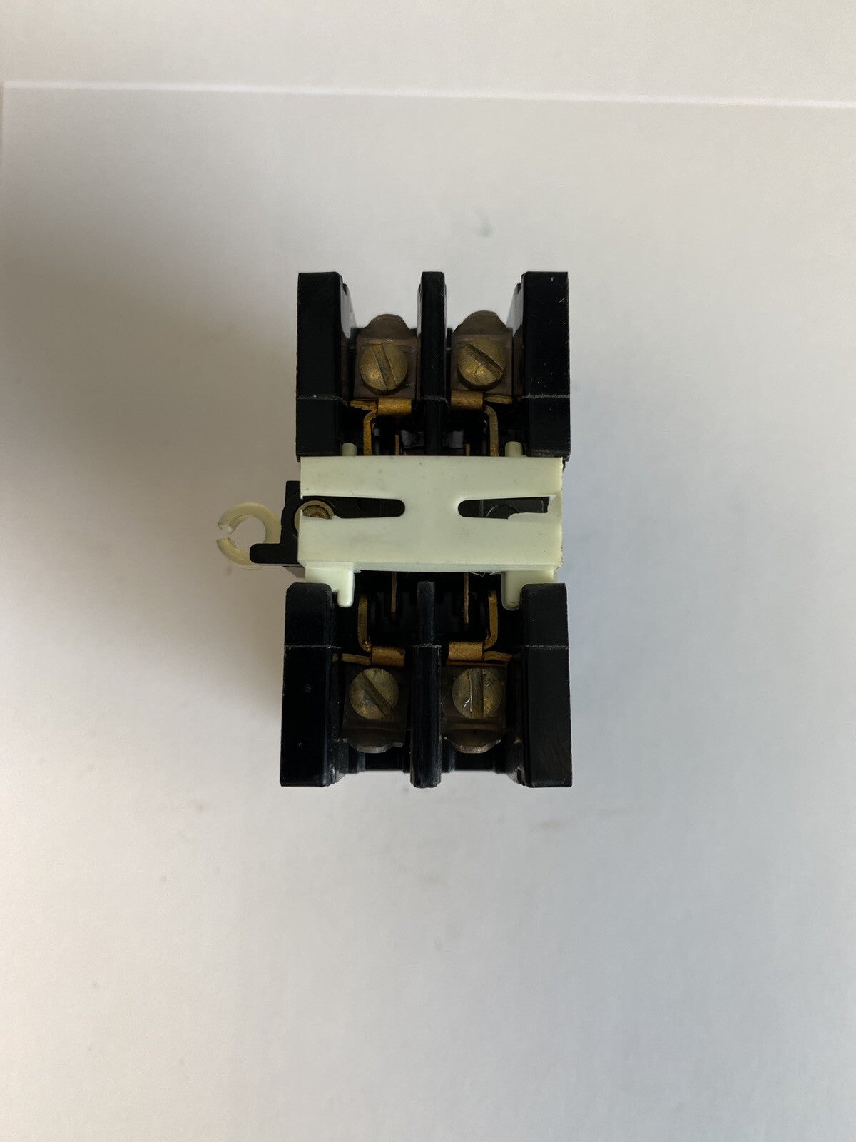 General Electric CR120X2A 10A 300V 2 Pole Industrial Relay