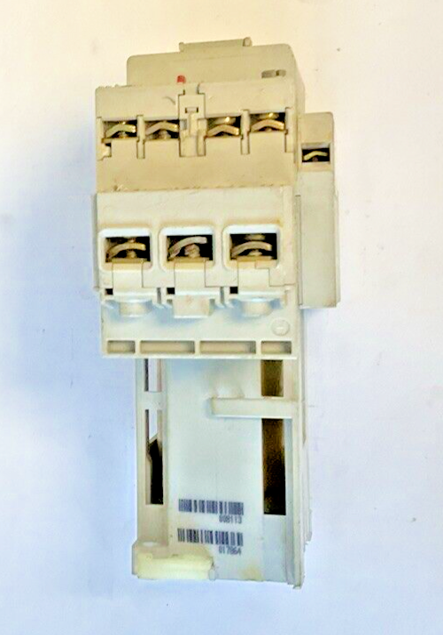 ALLEN BRADLEY 100-C30D*00C / 193-EA1GB STARTER  W/ 100-S AUX CONTACT